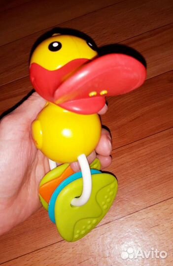 Игрушки малышам