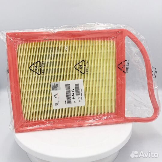 Воздушные фильтра на Peugeot Partner Tepee