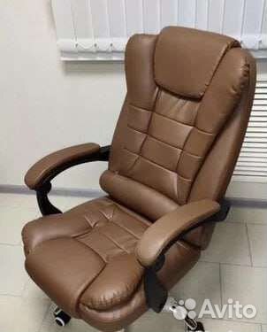 Офисное кресло руководителя