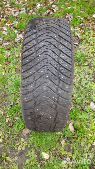 Yokohama Ice Guard IG65 265/70 R16