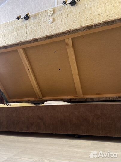 Диван-тахта