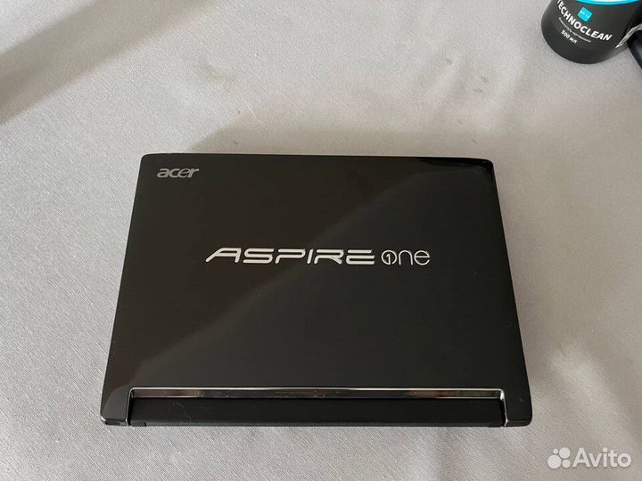 Ноутбук Acer Aspire One 533