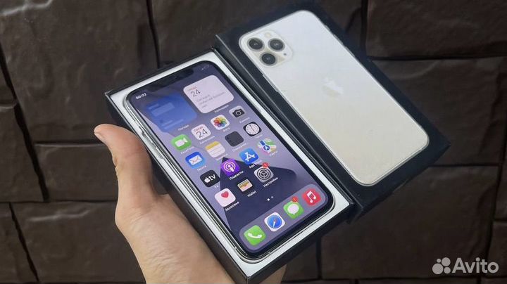 iPhone 11 Pro, 64 ГБ