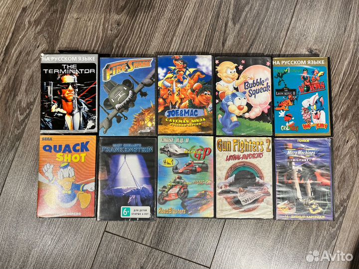 Картриджи Sega в боксах