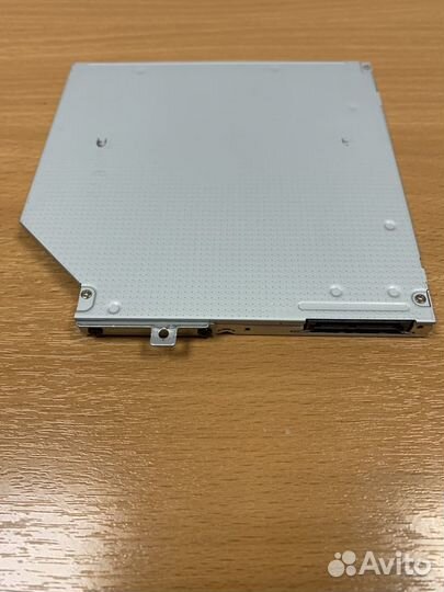 Оптический внутренний привод для ноутбука