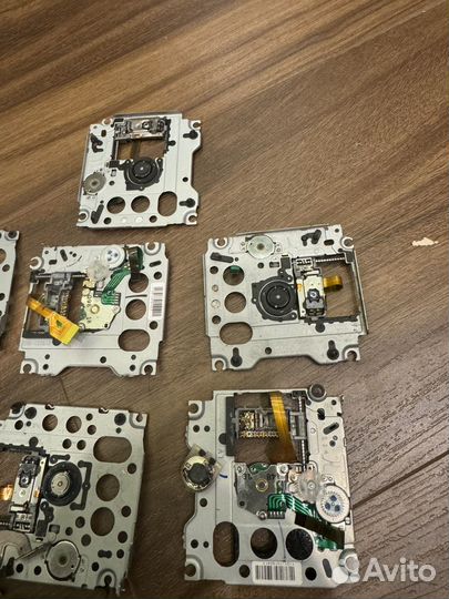 16 дисководов PSP 2000/3000