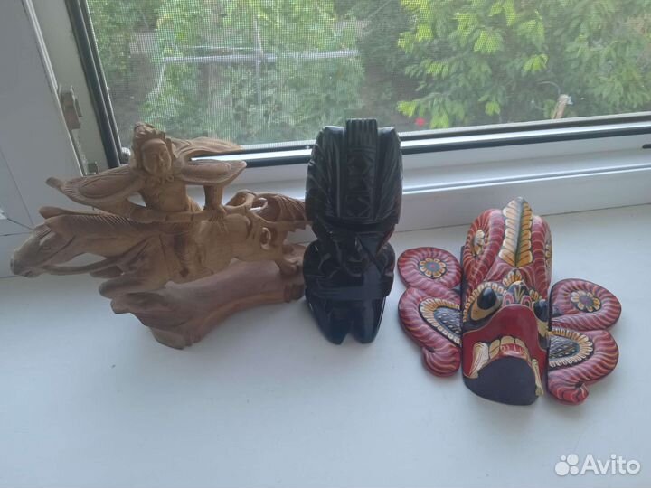 Статуэтки из разных стран мира
