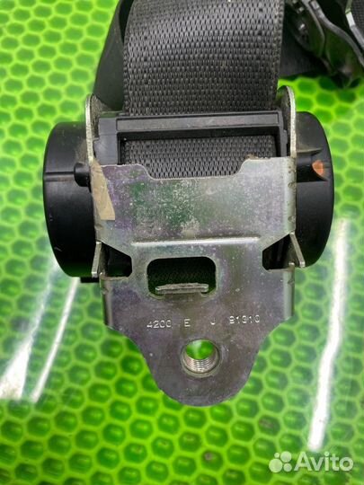 Ремень безопасности передний правый Opel Corsa D