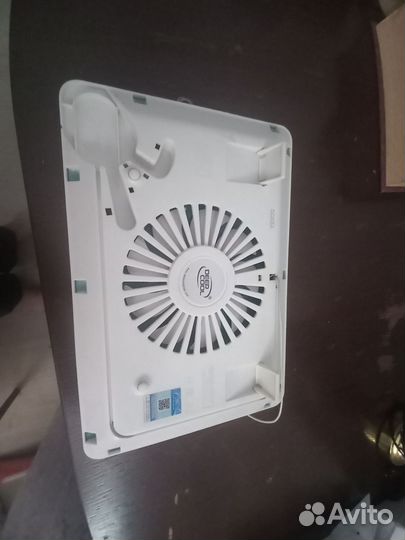 Подставка для ноутбука с вентилятором