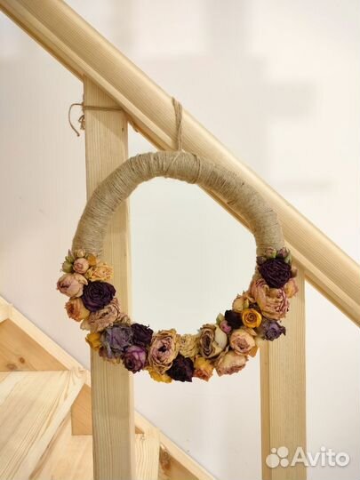 Венок интерьерный
