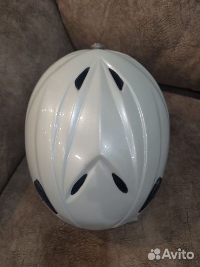 Горнолыжный шлем