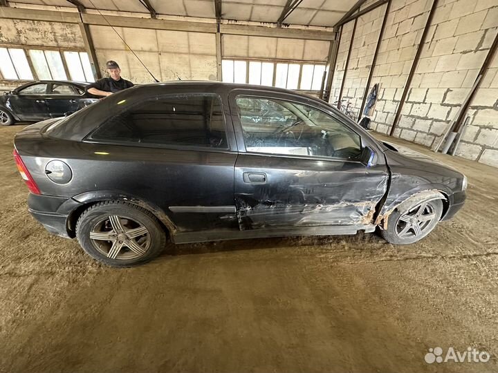 В разборе Opel Astra, 2000 г.в., 1,6 Z16XE