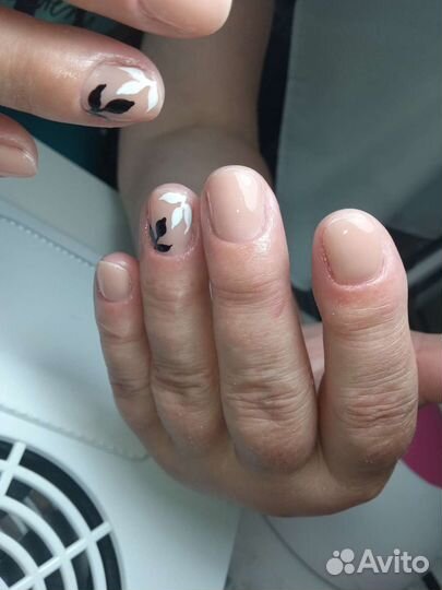 Наращивание ногтей