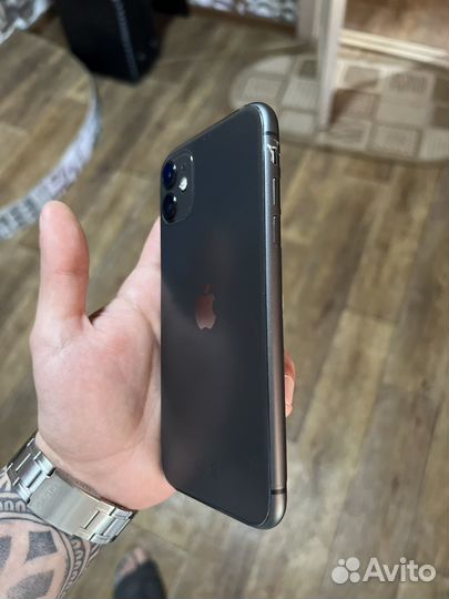 iPhone 11, 128 ГБ