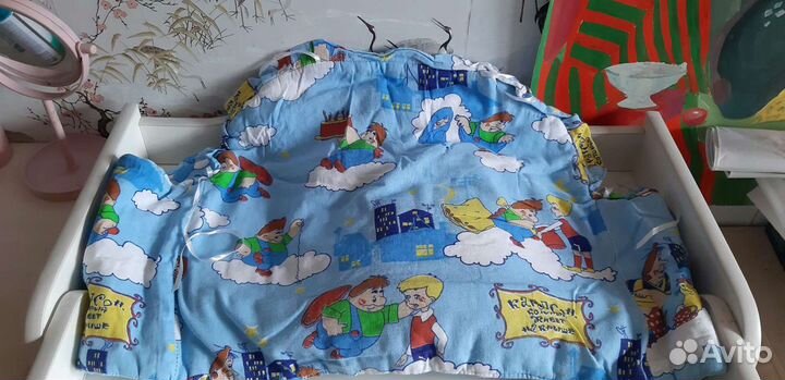 Балдахин с бортиками в детскую кроватку