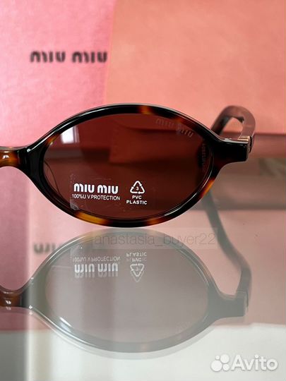 Солнцезащитные очки Miu Miu regard