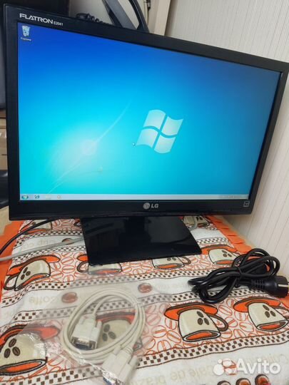 LED-монитор LG Flatron 20 дюймов