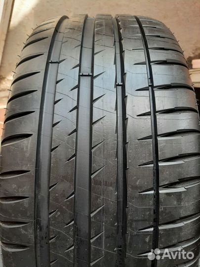 Michelin Pilot Sport 4 S 265/40 R22 106Y