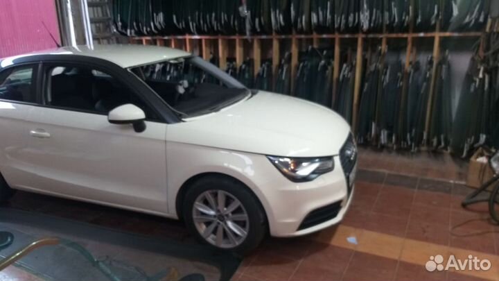 Лобовое стекло на Audi a1