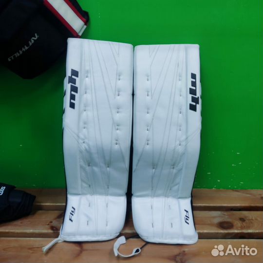 Хоккейная вратарская форма