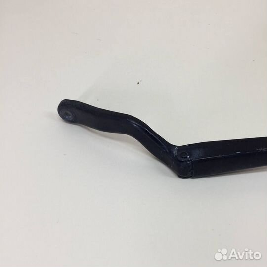 Поводок стеклоочистителя передний правый Ford Fies