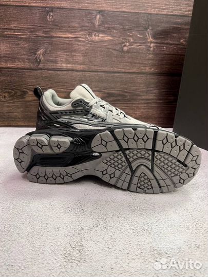 Кроссовки мужские new balance 1906r