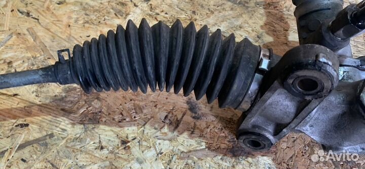 Рулевая рейка Toyota Yaris P1 (1999 - 2003)