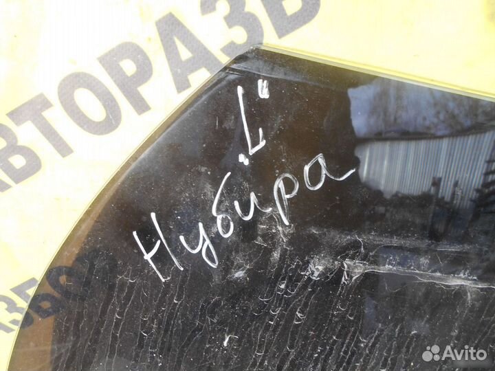 Стекло двери задней левой Daewoo Nubira 1997-1999