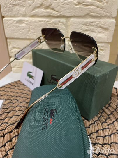 Солнцезащитные очки