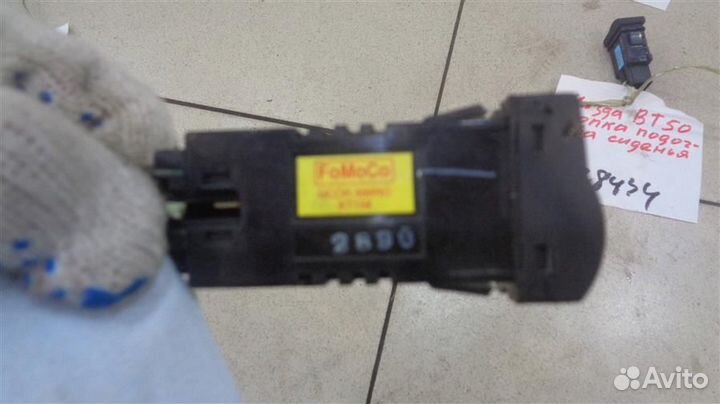 Кнопка освещения панели приборов Mazda BT-50 2006