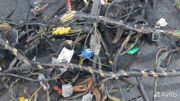 Проводка Ford Mondeo 3 (Форд Мондео 3) BWY 1S7T14K