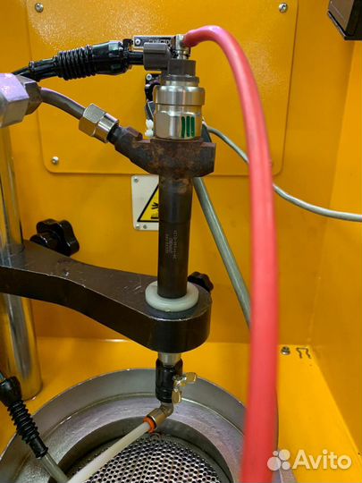 Топливная форсунка Mercedes 0445115012