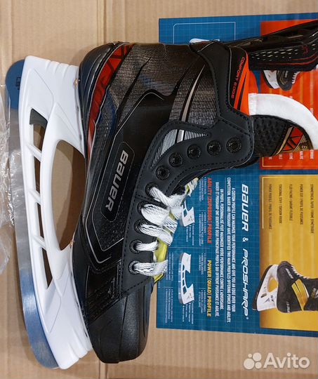 Коньки хоккейные профессиональные взрослые