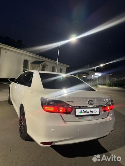 Toyota Camry 2.5 AT, 2015, 200 000 км