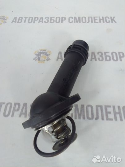Корпус термостата Volkswagen Passat 038121121b Ajm