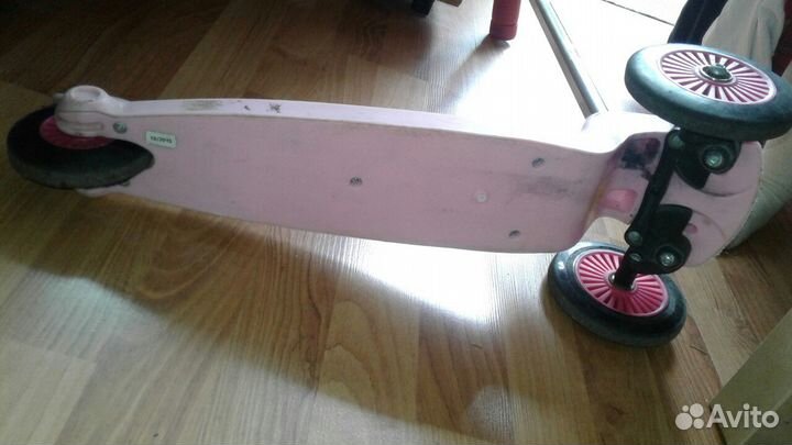 Самокат трехколесный для девочки