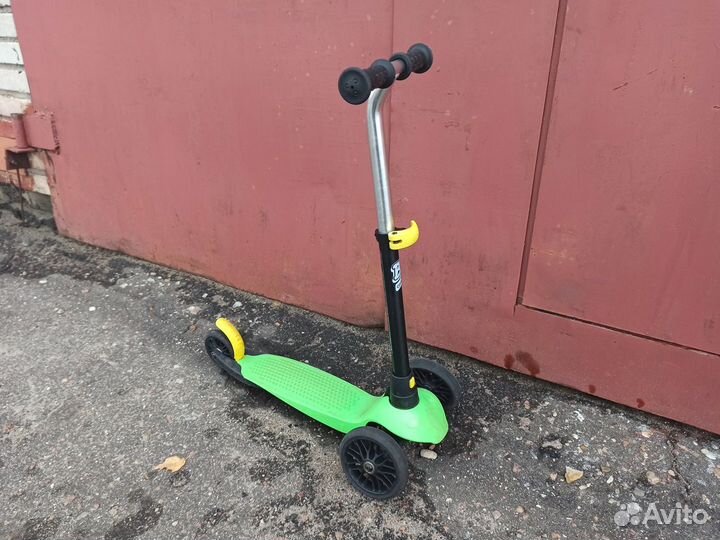 Самокат Oxelo B1 зеленый