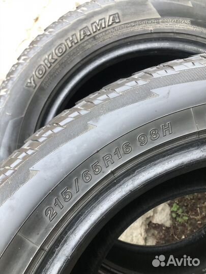 Yokohama Geolandar A/T G015 215/65 R16