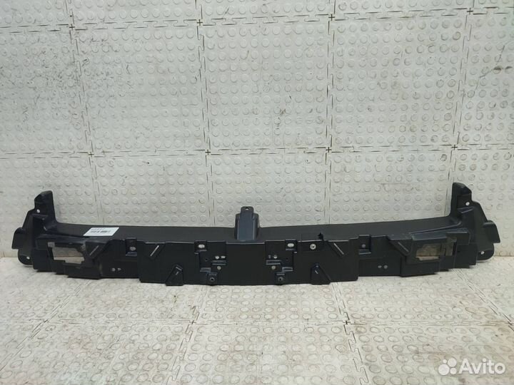 Кронштейн решетки радиатора Lexus Lx570 J200 2015