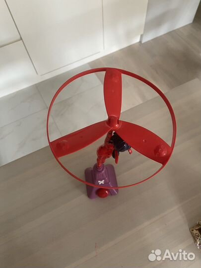 Игрушка летающая Леди Баг