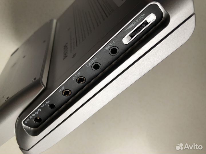 Портативный DVD проигрыватель Philips