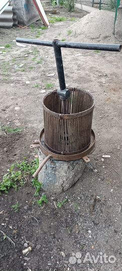 Пресс винодела