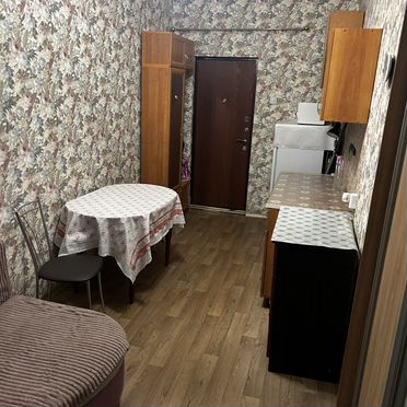 Комната 13,5 м² в 6-к., 2/5 эт.