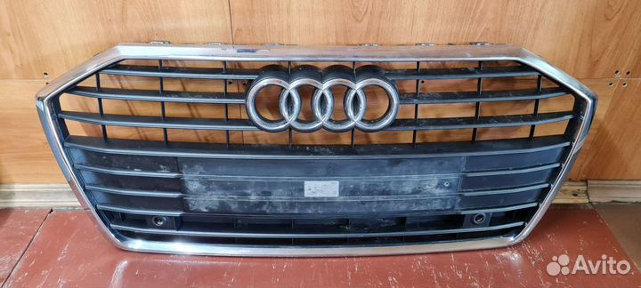 Решётка радиатора audi A6 c8