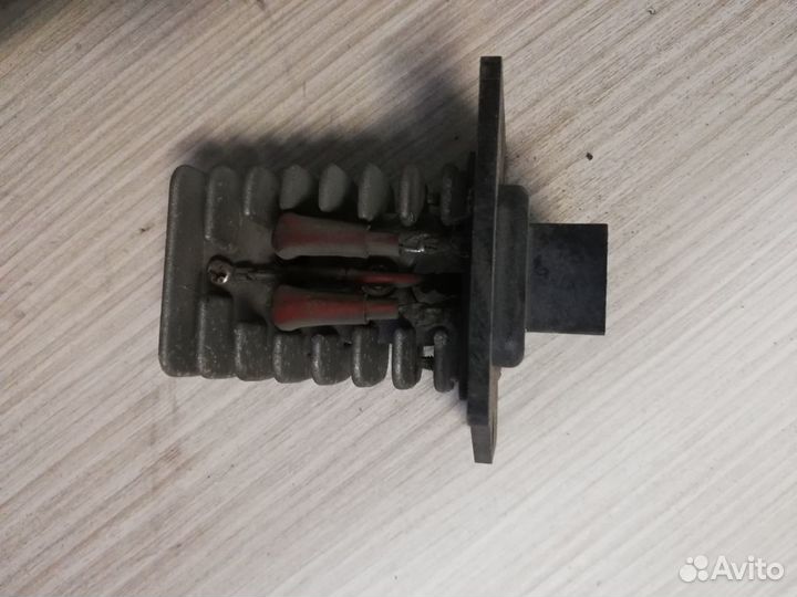 Резистор отопителя Hyundai sonata ef