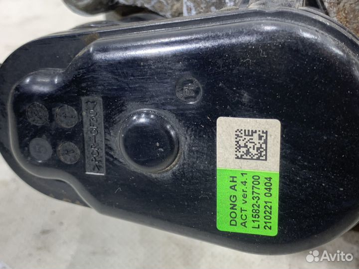 Суппорт тормозной задний правый KIA K5 DL3