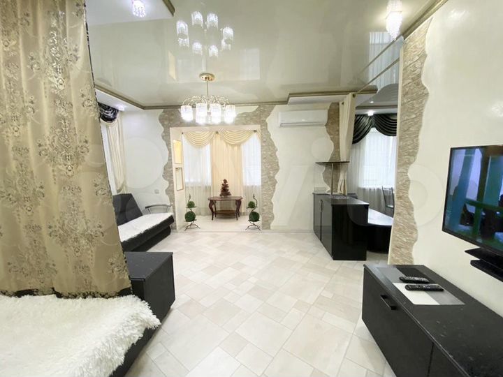 1-к. квартира, 56 м², 3/6 эт.