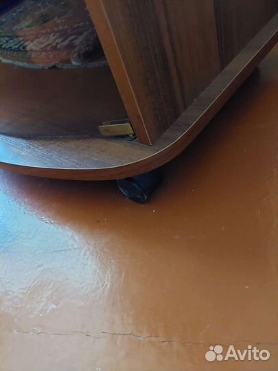 Тумба под телевизор бу