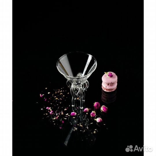 Бокал стеклянный для мартини Magistro «Медуза», 18