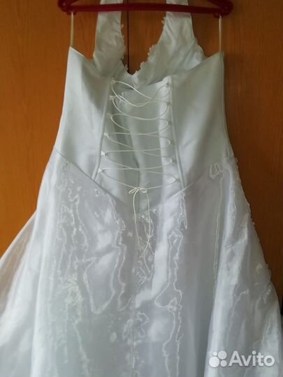 Платье свадебное